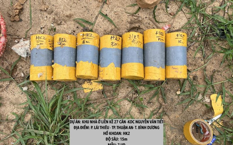 Hình 2: Khoan khảo sát địa chất Khu nhà liền kề 27 căn - KDC Nguyễn Văn Tiết - Bình Dương