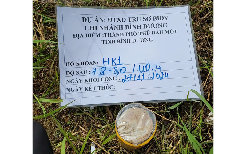 Hình 2: Khoan khảo sát địa chất dự án ĐTXD Trụ Sở BIDV Chi nhánh Bình Dương 