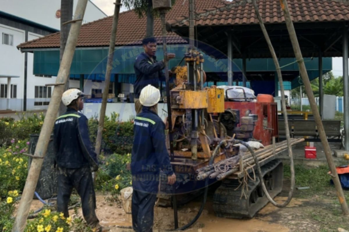 Hình ảnh thi công khảo sát địa chất tại Nhà xưởng Mỹ Phước 3